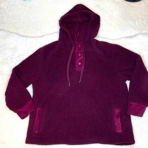 Koolaburra by Ugg Brushed Back Sherpa Burgundy Hooded Fleece Pullover Size Large